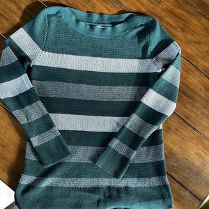 Market & Spruce sweater